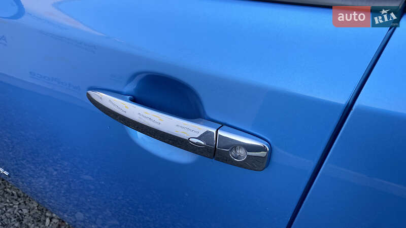 Хэтчбек Nissan Leaf 2014 в Луцке фото 17 Хэтчбек Nissan Leaf 2014 в Луцке