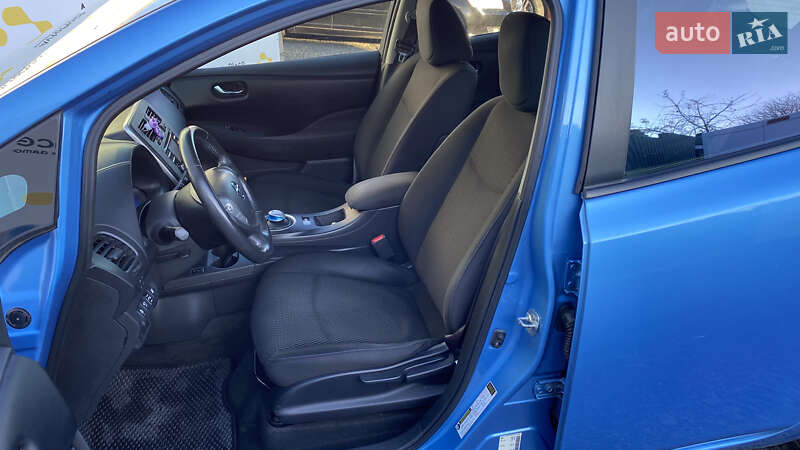 Хэтчбек Nissan Leaf 2014 в Луцке фото 21 Хэтчбек Nissan Leaf 2014 в Луцке