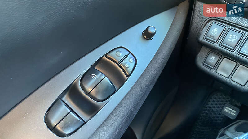 Хэтчбек Nissan Leaf 2014 в Луцке фото 50 Хэтчбек Nissan Leaf 2014 в Луцке