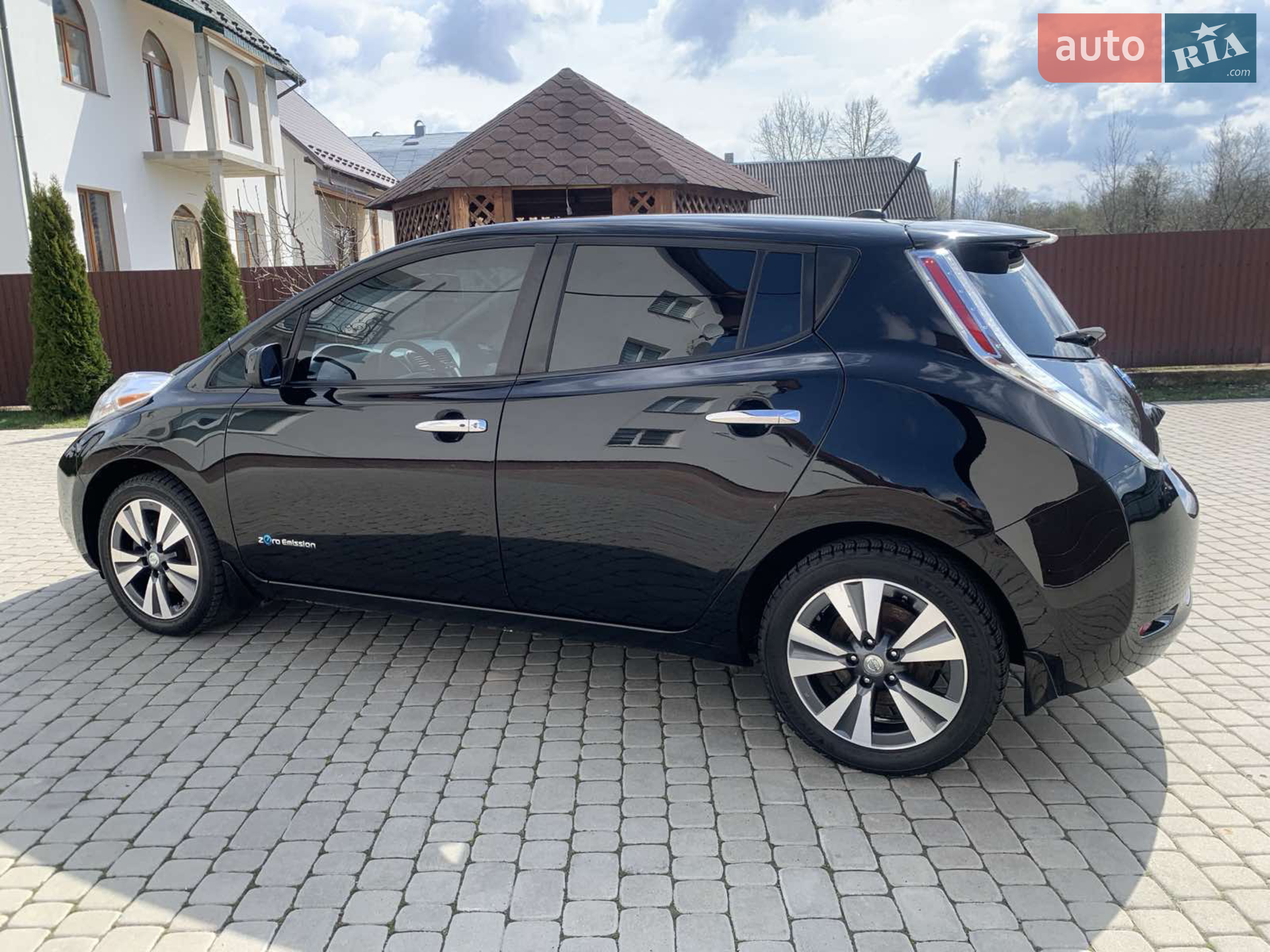 2015 Nissan Leaf - мініатюра 2
