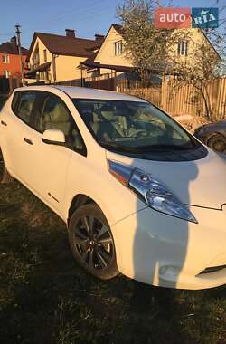 Хетчбек Nissan Leaf 2016 в Хмельницькому