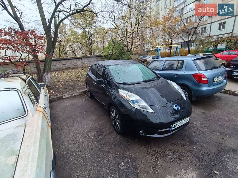 Хэтчбек Nissan Leaf 2015 в Запорожье фото 2 Хэтчбек Nissan Leaf 2015 в Запорожье