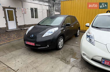 Хетчбек Nissan Leaf 2012 в Умані