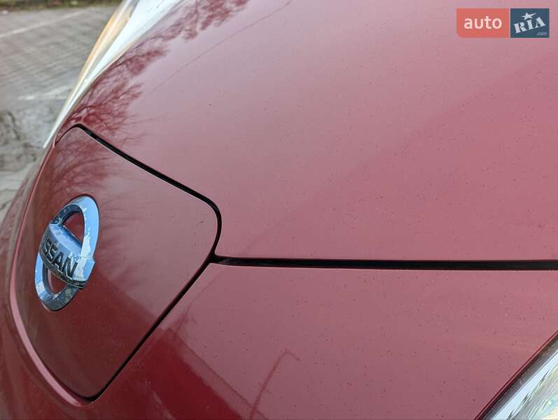 Хэтчбек Nissan Leaf 2014 в Дрогобыче