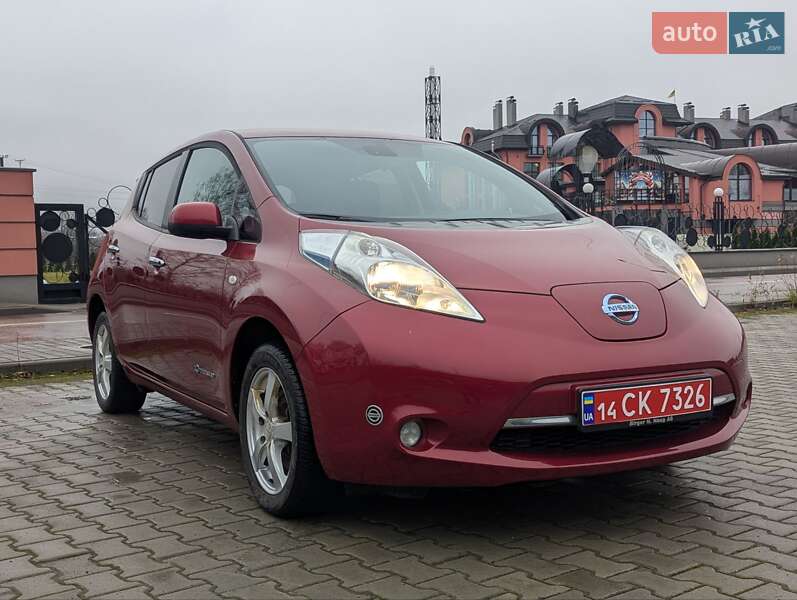 Хэтчбек Nissan Leaf 2014 в Дрогобыче