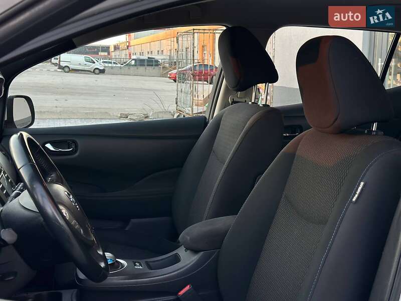 Хэтчбек Nissan Leaf 2013 в Киеве фото 11 Хэтчбек Nissan Leaf 2013 в Киеве
