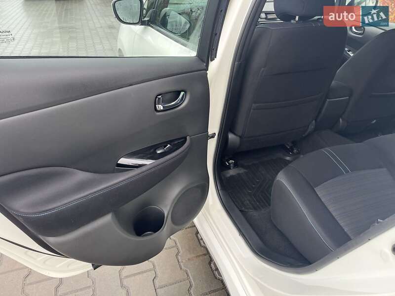 Хэтчбек Nissan Leaf 2019 в Виннице