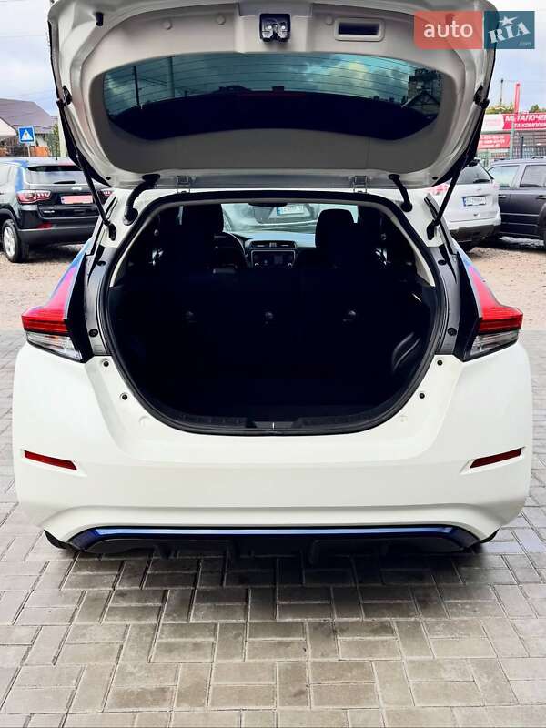 Хетчбек Nissan Leaf 2019 в Кропивницькому фото 9 Хетчбек Nissan Leaf 2019 в Кропивницькому