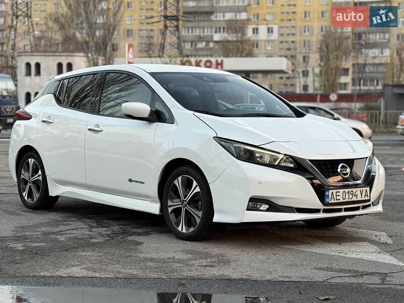 Хэтчбек Nissan Leaf 2019 в Днепре фото 3 Хэтчбек Nissan Leaf 2019 в Днепре