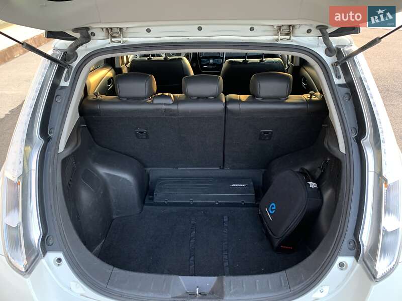 Хэтчбек Nissan Leaf 2014 в Виннице