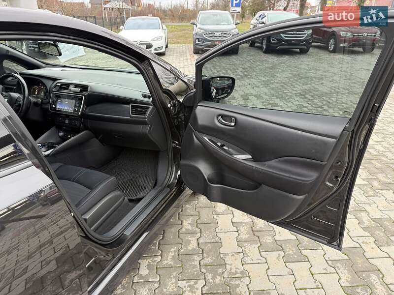 Хэтчбек Nissan Leaf 2018 в Ужгороде фото 32 Хэтчбек Nissan Leaf 2018 в Ужгороде