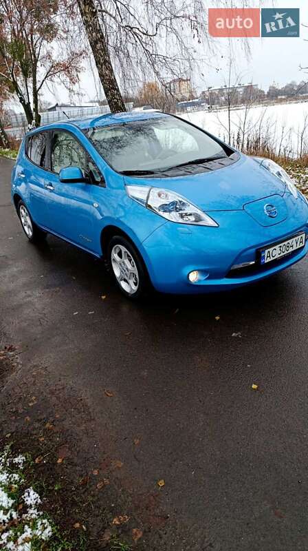 Хэтчбек Nissan Leaf 2012 в Луцке
