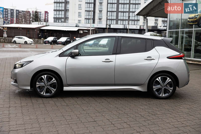 Хэтчбек Nissan Leaf 2022 в Луцке