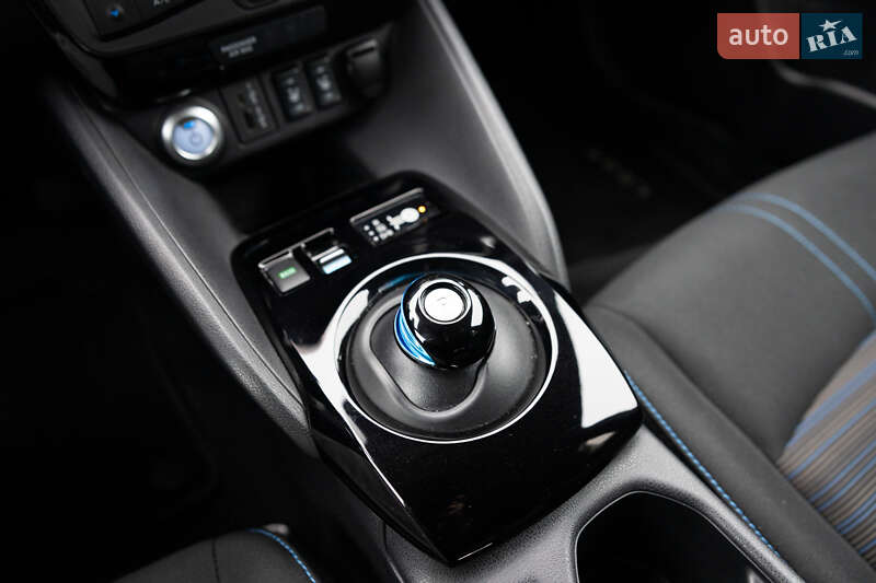 Хэтчбек Nissan Leaf 2022 в Луцке