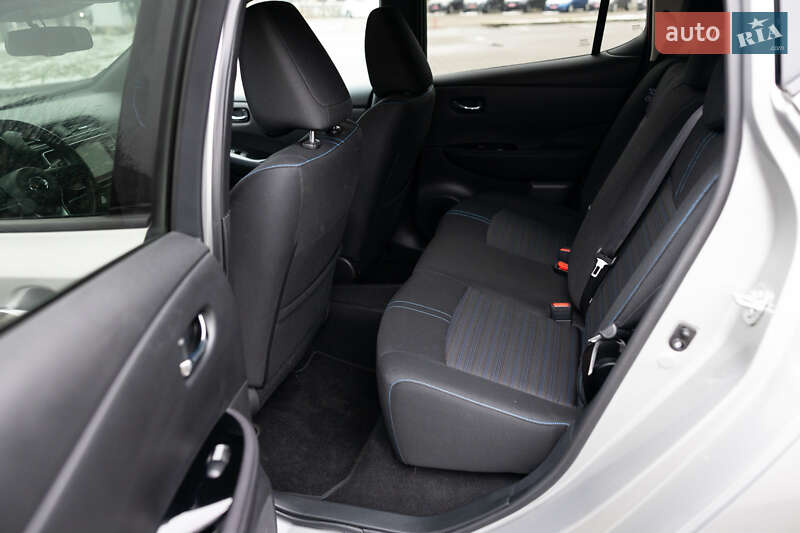 Хэтчбек Nissan Leaf 2022 в Луцке