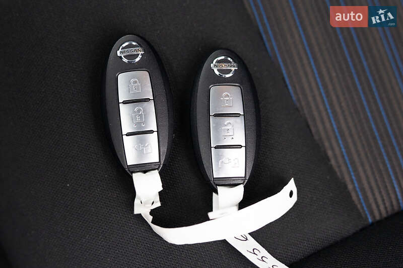 Хэтчбек Nissan Leaf 2022 в Луцке