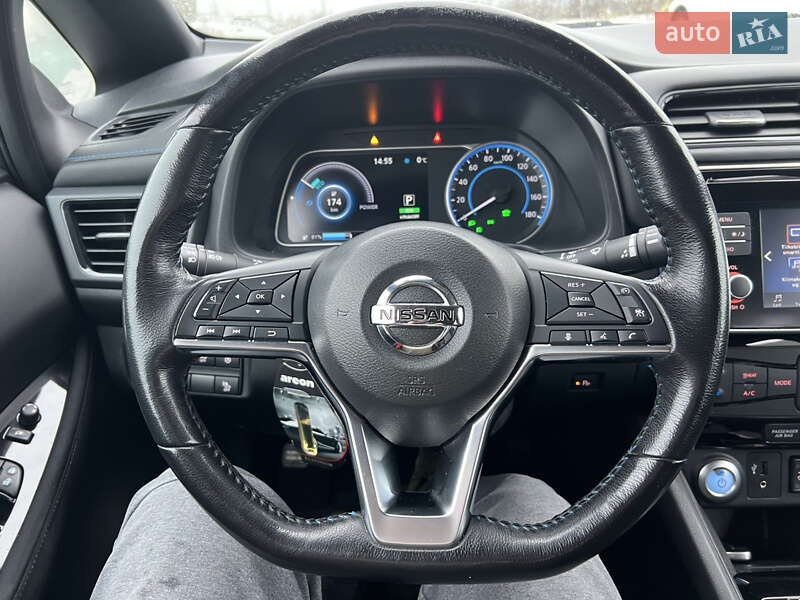 Хетчбек Nissan Leaf 2018 в Харкові