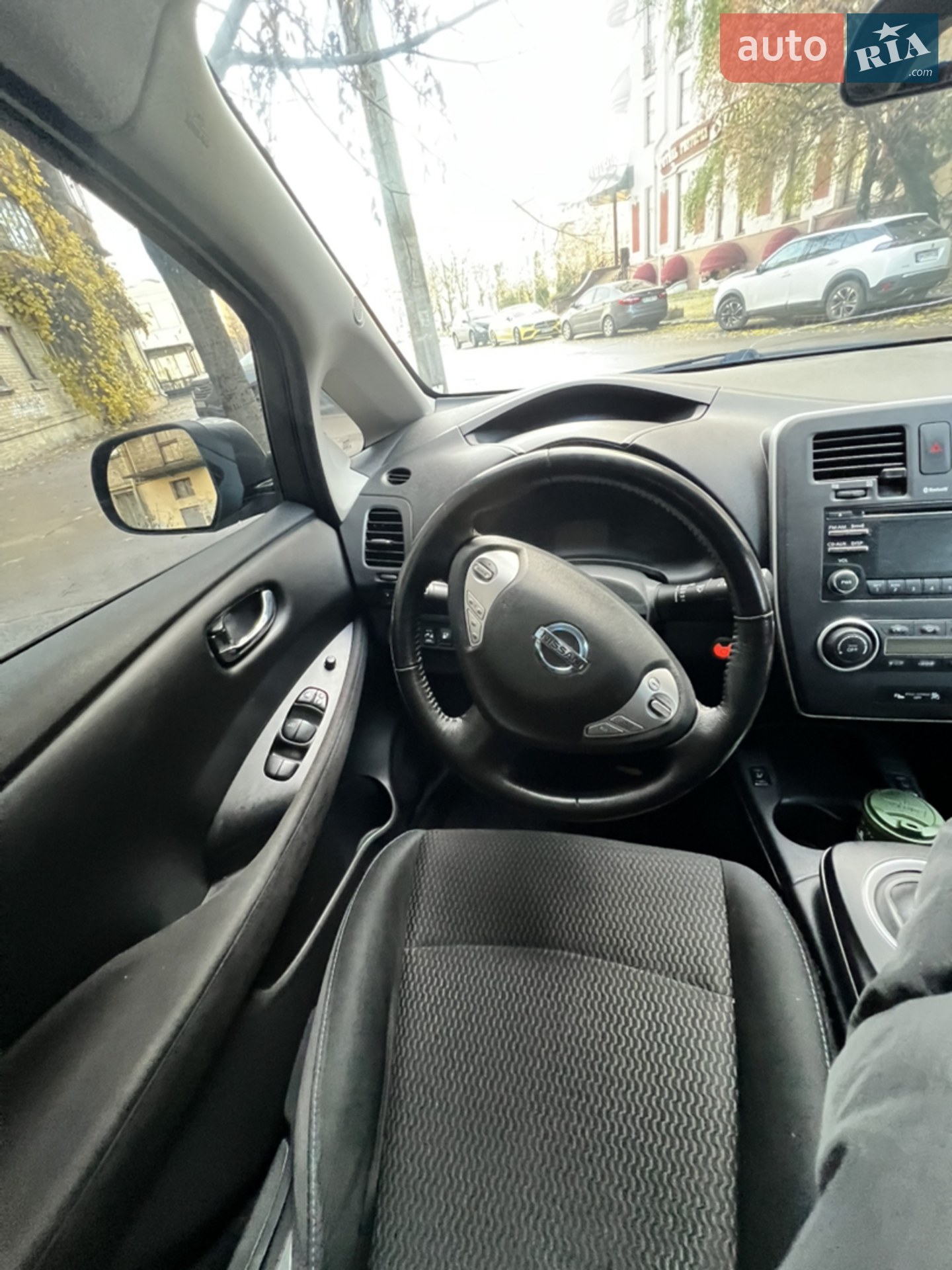 2014 Nissan Leaf - мініатюра 11