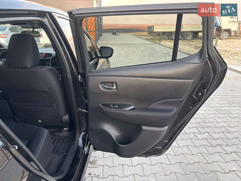 Хэтчбек Nissan Leaf 2018 в Тернополе фото 19 Хэтчбек Nissan Leaf 2018 в Тернополе