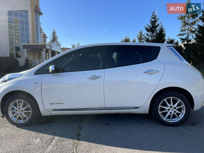 Хэтчбек Nissan Leaf 2015 в Тернополе фото 4 Хэтчбек Nissan Leaf 2015 в Тернополе