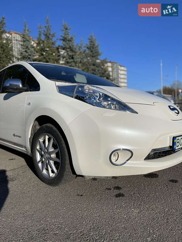 Хэтчбек Nissan Leaf 2015 в Тернополе фото 8 Хэтчбек Nissan Leaf 2015 в Тернополе