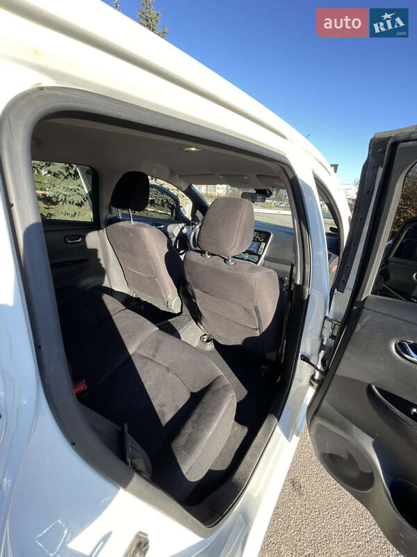 Хэтчбек Nissan Leaf 2015 в Тернополе фото 14 Хэтчбек Nissan Leaf 2015 в Тернополе