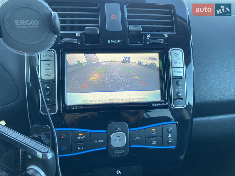 Хэтчбек Nissan Leaf 2014 в Радивилове