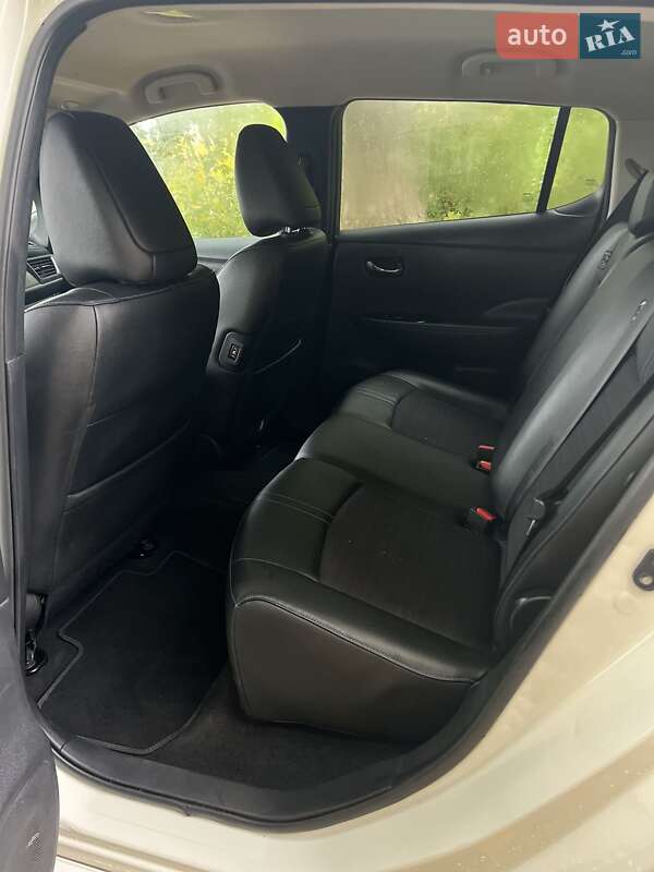 Хетчбек Nissan Leaf 2018 в Рівному