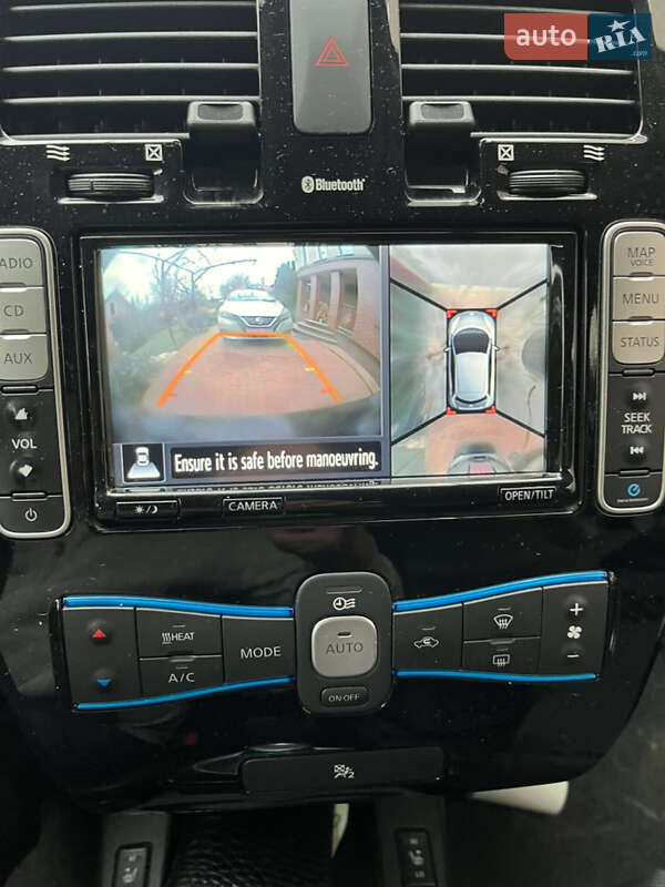 Хетчбек Nissan Leaf 2016 в Полтаві