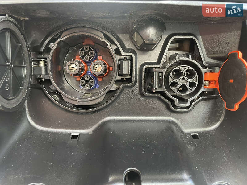 Хетчбек Nissan Leaf 2016 в Полтаві