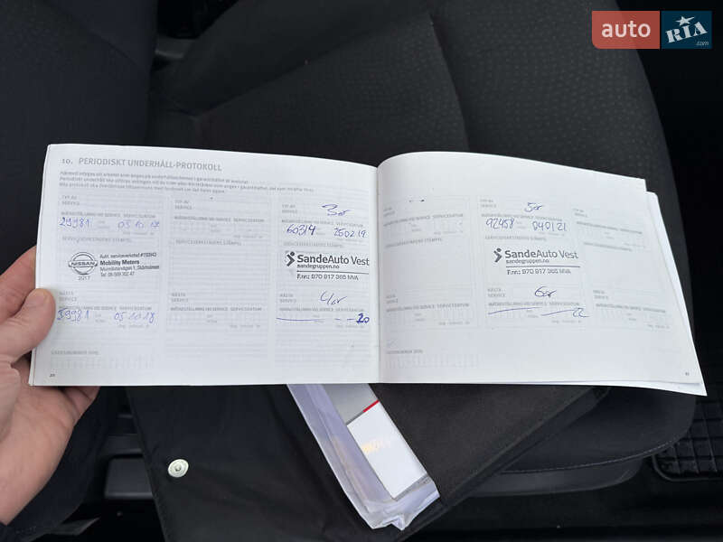 Хэтчбек Nissan Leaf 2015 в Виннице фото 24 Хэтчбек Nissan Leaf 2015 в Виннице