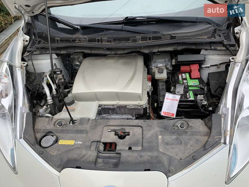 Хетчбек Nissan Leaf 2017 в Ковелі