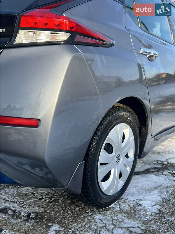 Хетчбек Nissan Leaf 2019 в Городку