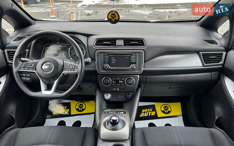 Хэтчбек Nissan Leaf 2019 в Львове