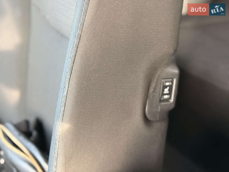 Хетчбек Nissan Leaf 2015 в Вінниці