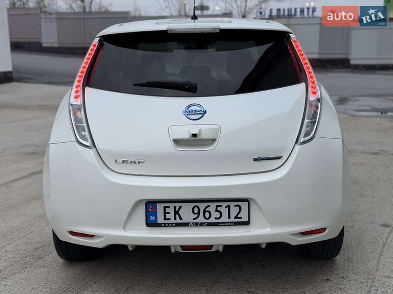 Хэтчбек Nissan Leaf 2015 в Виннице