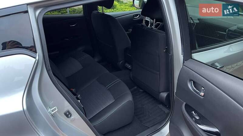 Хетчбек Nissan Leaf 2021 в Києві фото 26 Хетчбек Nissan Leaf 2021 в Києві