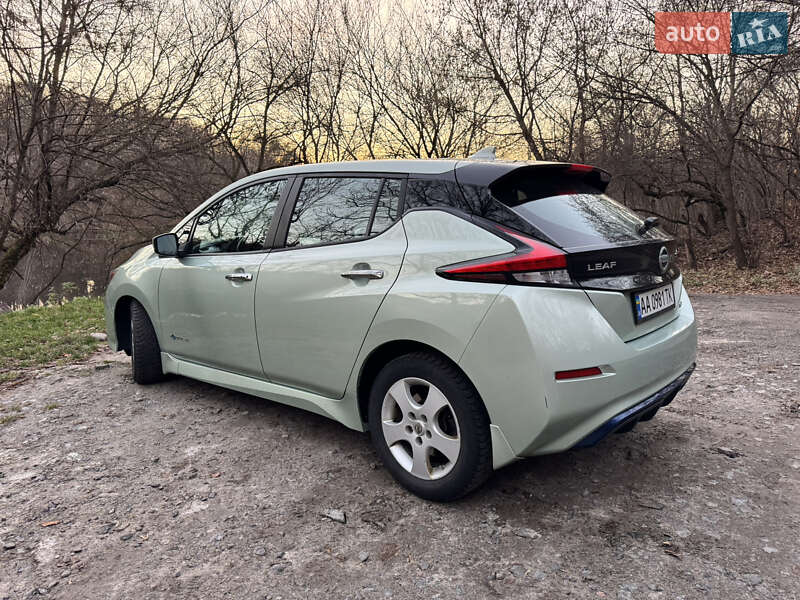 Хэтчбек Nissan Leaf 2018 в Киеве фото 9 Хэтчбек Nissan Leaf 2018 в Киеве