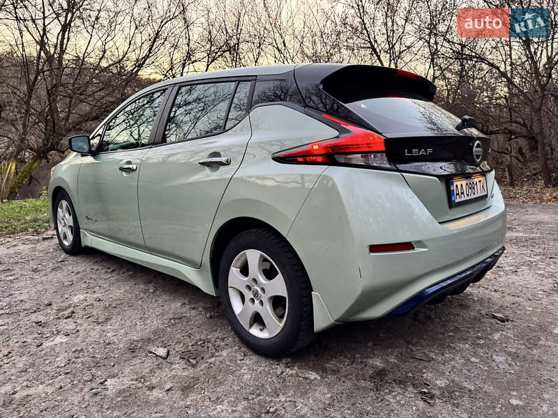 Хэтчбек Nissan Leaf 2018 в Киеве фото 12 Хэтчбек Nissan Leaf 2018 в Киеве