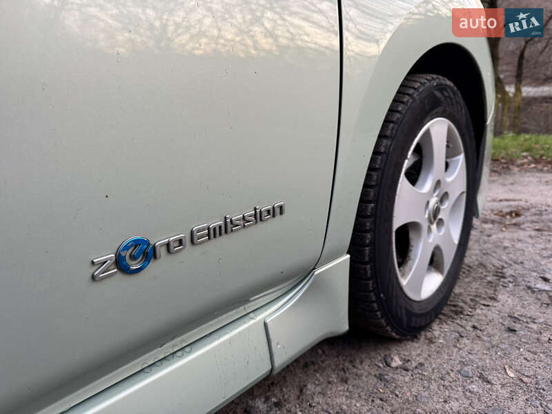 Хэтчбек Nissan Leaf 2018 в Киеве фото 16 Хэтчбек Nissan Leaf 2018 в Киеве