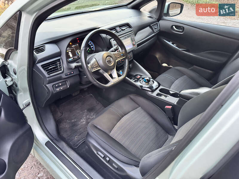 Хэтчбек Nissan Leaf 2018 в Киеве фото 19 Хэтчбек Nissan Leaf 2018 в Киеве
