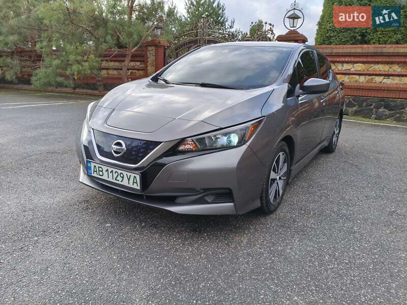 Хетчбек Nissan Leaf 2021 в Вінниці