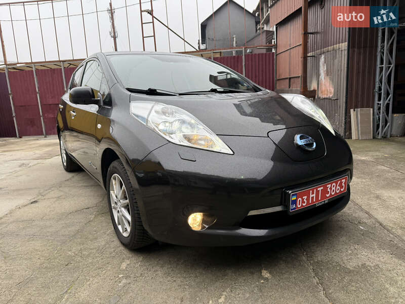Хэтчбек Nissan Leaf 2016 в Умани фото 54 Хэтчбек Nissan Leaf 2016 в Умани