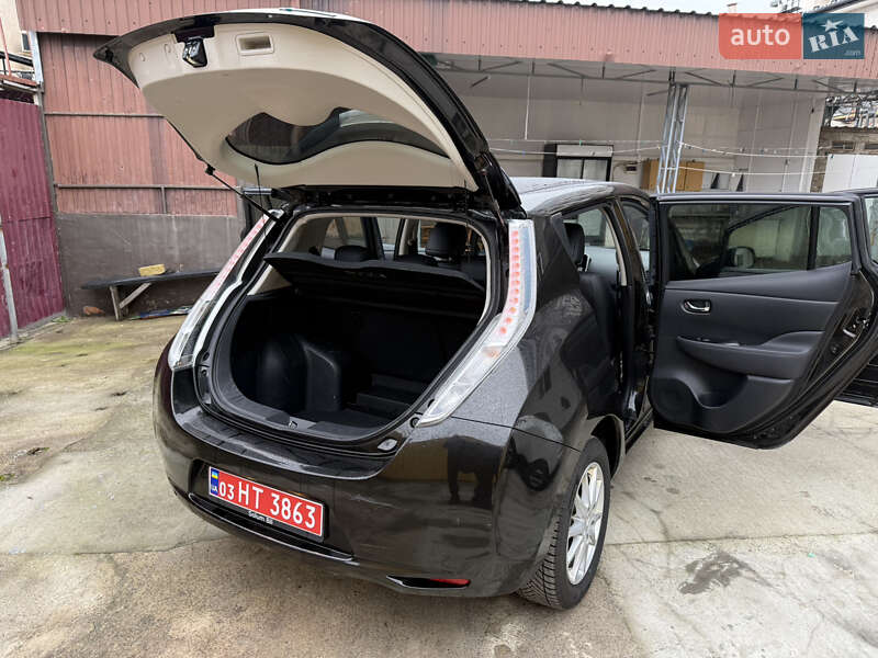 Хэтчбек Nissan Leaf 2016 в Умани фото 102 Хэтчбек Nissan Leaf 2016 в Умани