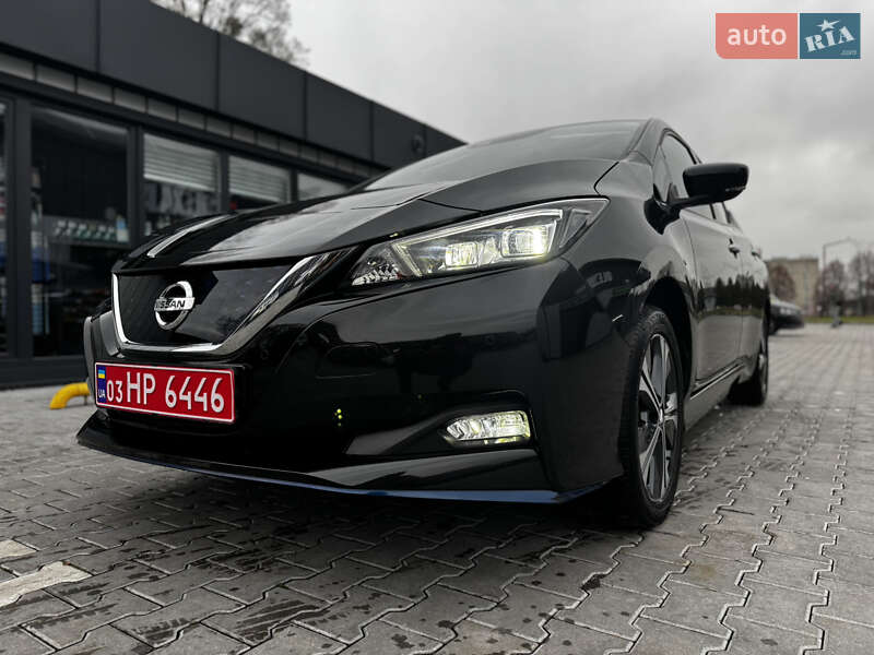 Nissan Leaf 2021