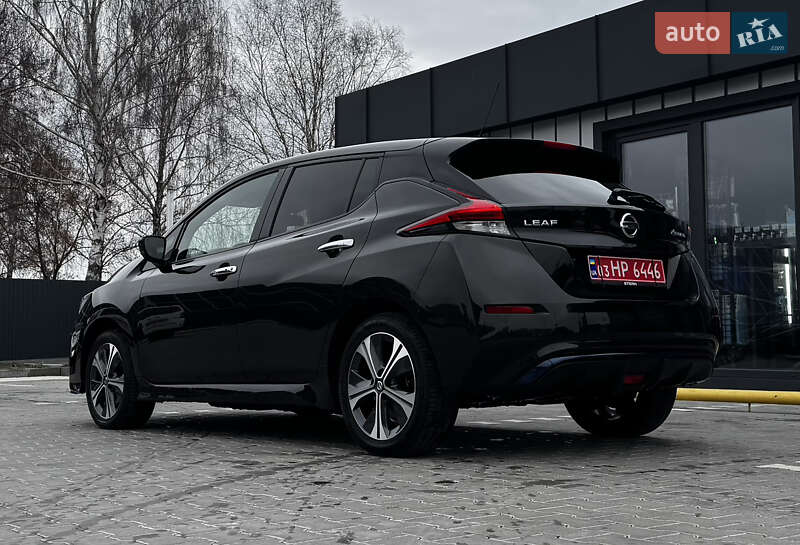 Хэтчбек Nissan Leaf 2021 в Владимире