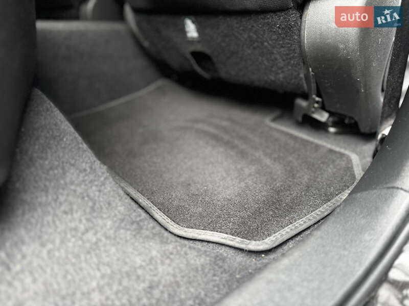 Хэтчбек Nissan Leaf 2021 в Владимире