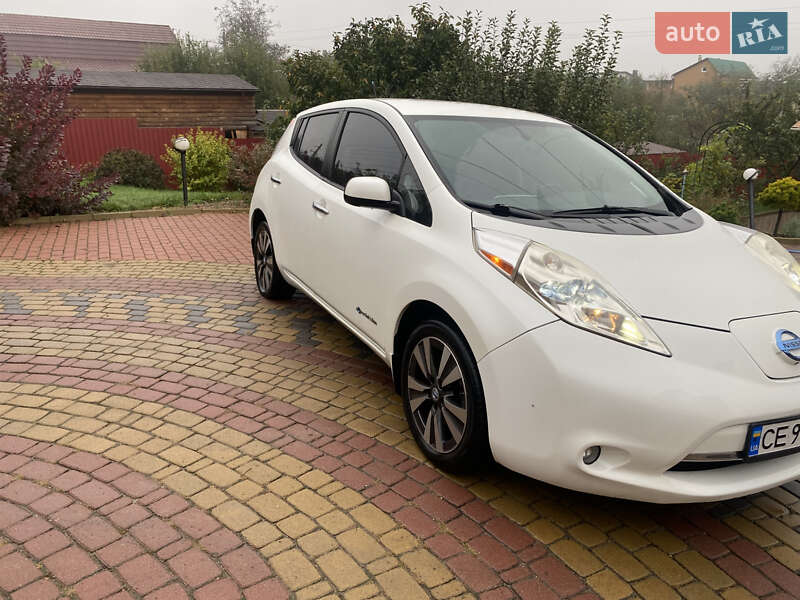 Хэтчбек Nissan Leaf 2014 в Хмельницком