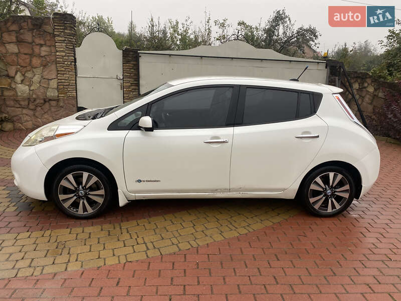 Хэтчбек Nissan Leaf 2014 в Хмельницком