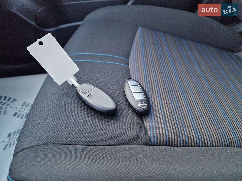 Хетчбек Nissan Leaf 2022 в Вінниці